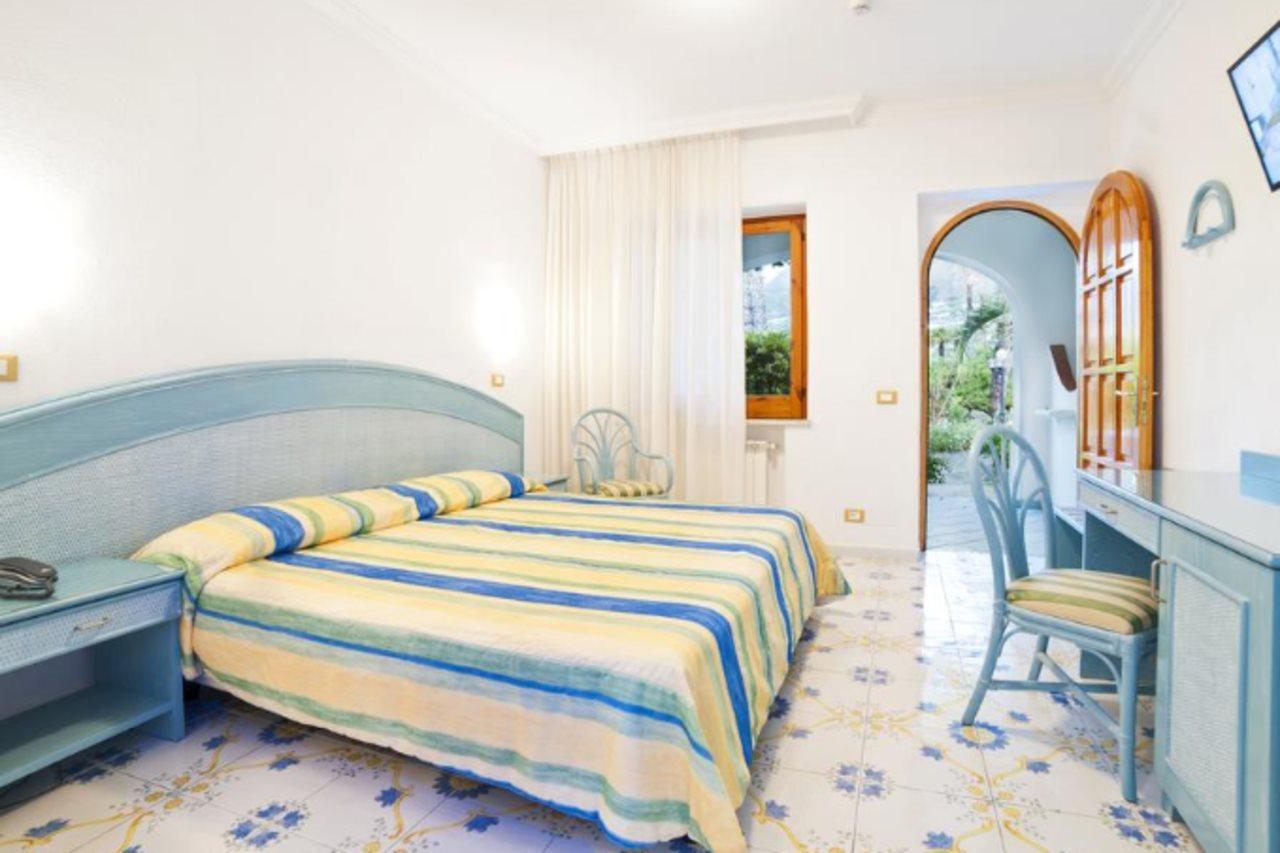 Park Hotel Terme Mediterraneo Forio  Bagian luar foto